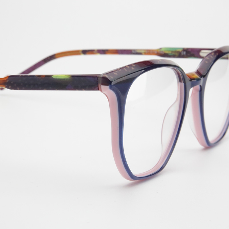 Picture of Spruce Glasses