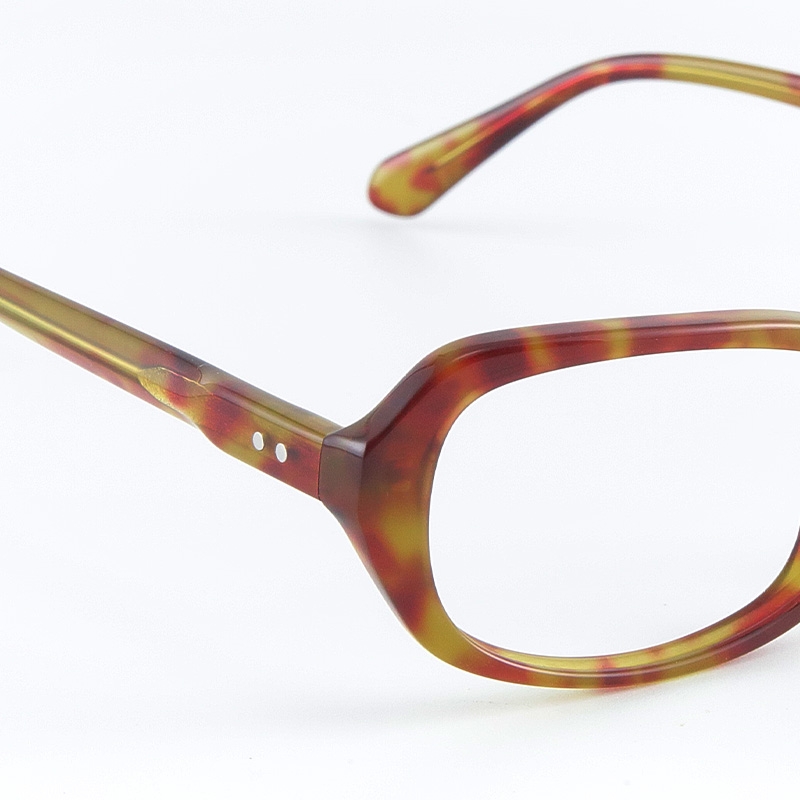 Picture of Averis Glasses