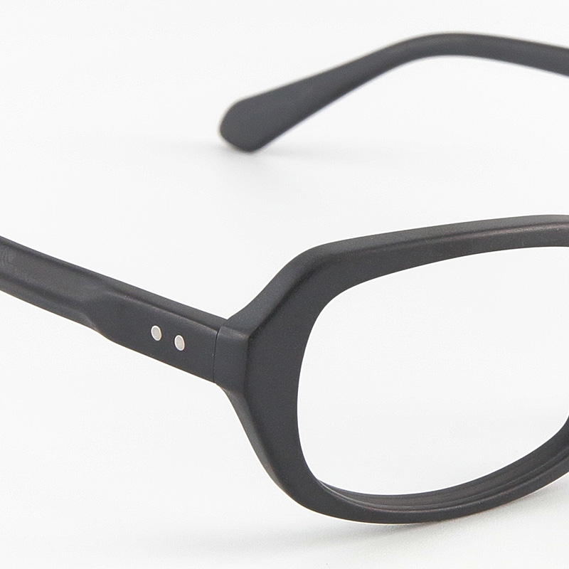 Picture of Averis Glasses