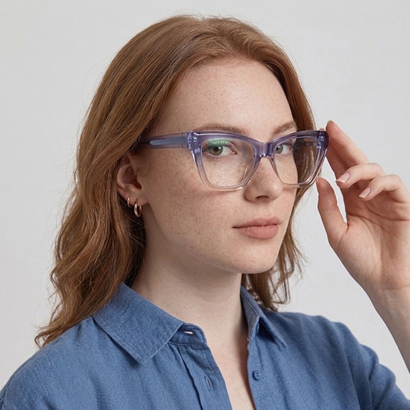 Picture of Smooth Glasses