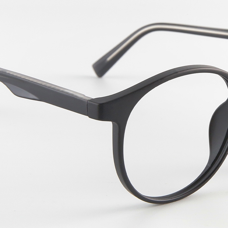 Picture of Amelio Glasses