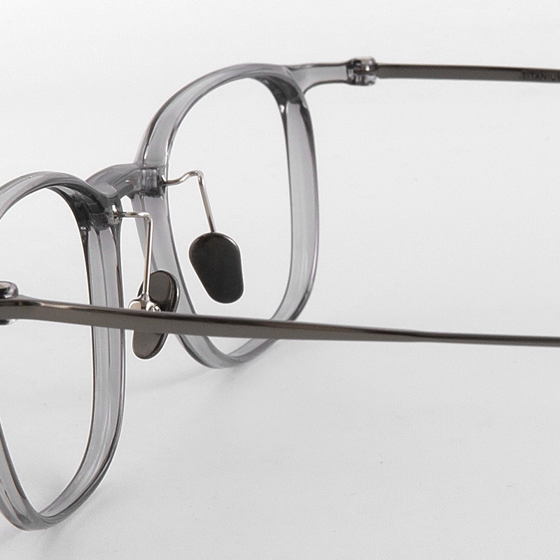 Picture of Larevi Glasses